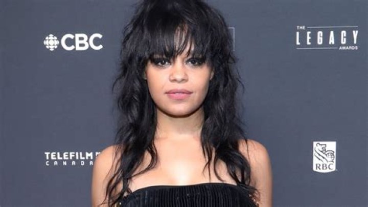Fefe Dobson Siblings: Meet Cullen Dobson, Tanya Dobson, Sheldon Dobson