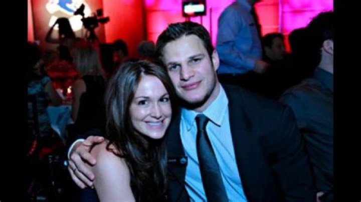 Who Is Kevin Bieksa Wife Katie Bieksa? Meet The Author On Instagram